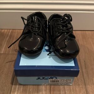 Toddler black patent dress shoes
